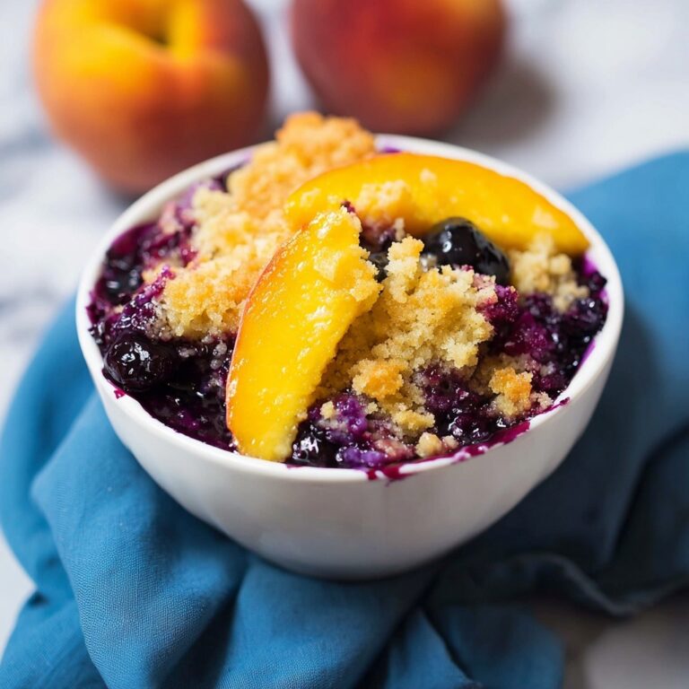 Crockpot Blueberry Peach Cobbler: An Easy and Delicious Dessert Recipe