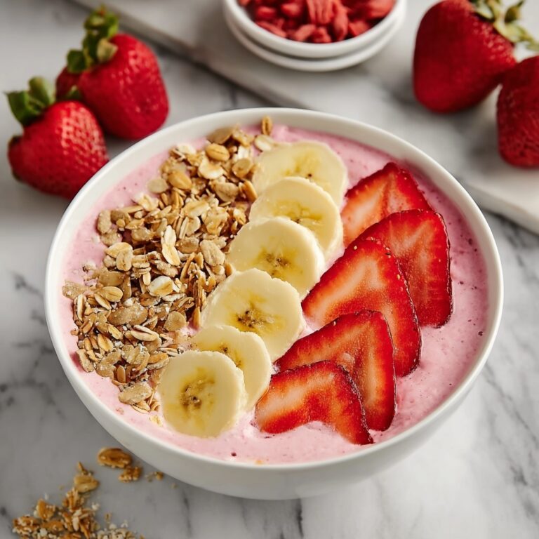 Strawberry Banana Smoothie Bowl Recipe