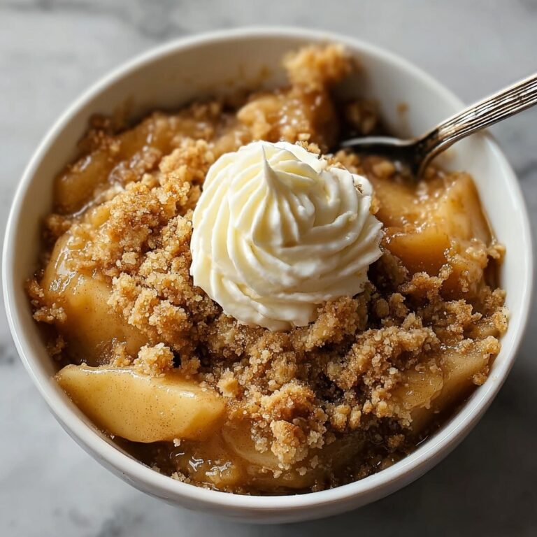 Classic Apple Crisp with Oats and Cinnamon Recipe
